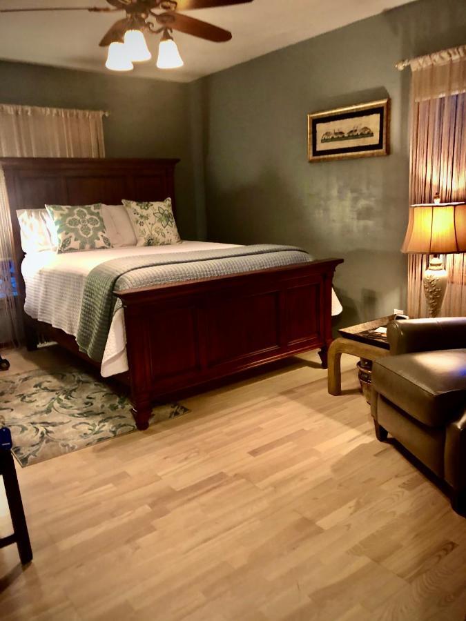 Winnie'S Bed & Breakfast Lawrenceburg Eksteriør bilde
